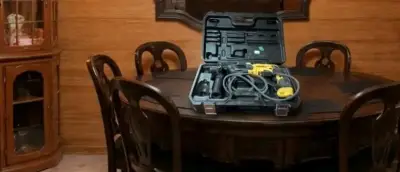Taladro eléctrico con maletín - miniatura 1