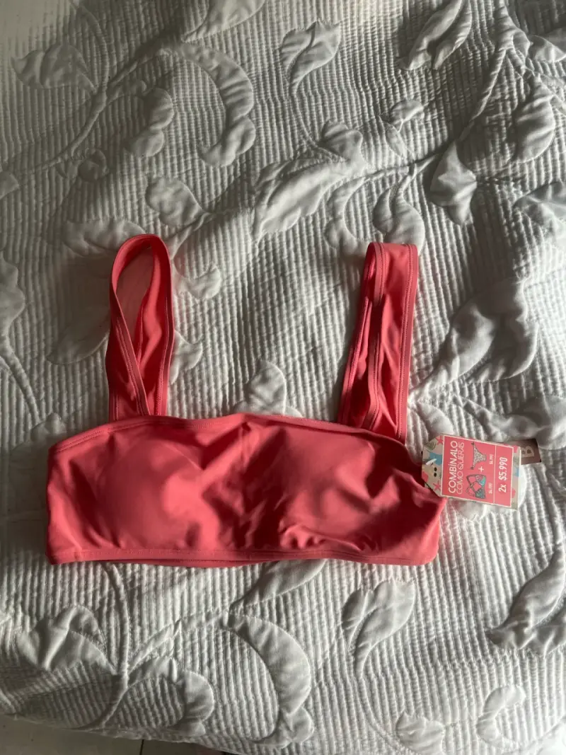 Top bikini rosado nuevo