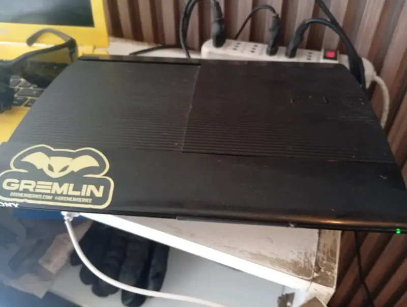Vendo Pley 3 super Slim sin detalles a toda prueba - 1