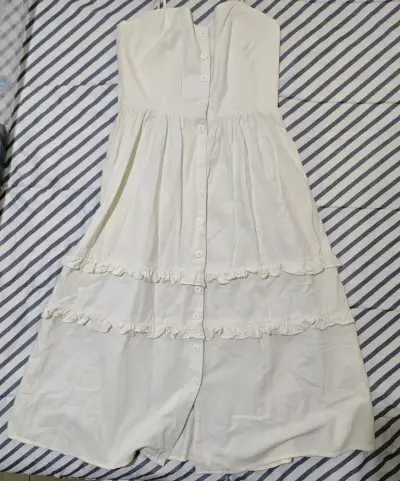 Vestido blanco con tirantes - miniatura 1