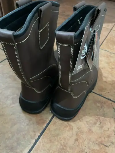 Botas de cuero marrón nuevas - miniatura 2