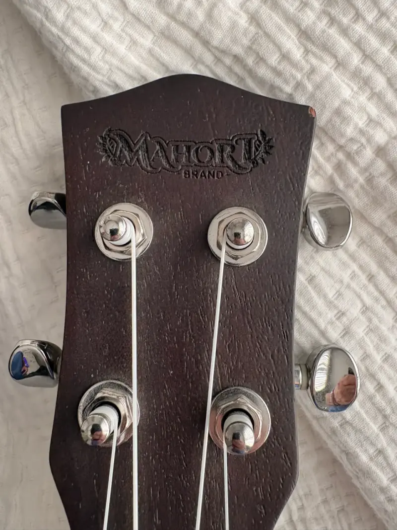 Ukulele Mahori con funda - 2