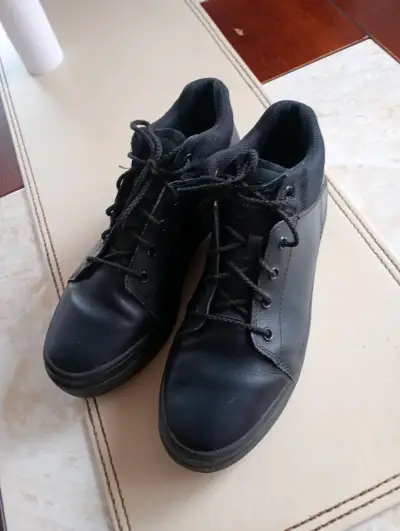Zapato negro cuero - miniatura 2