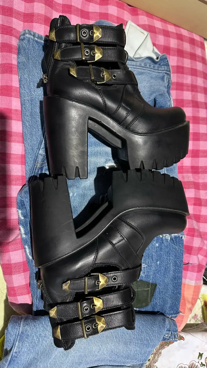 Botines negros de cuero - 3