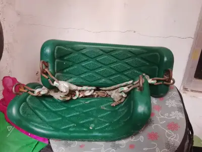 Asiento de columpio verde - miniatura 1