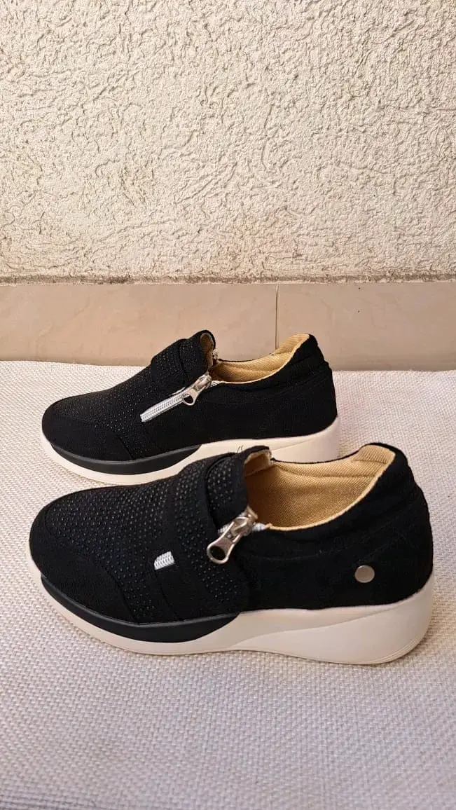 Zapatillas negras con cierre - 2