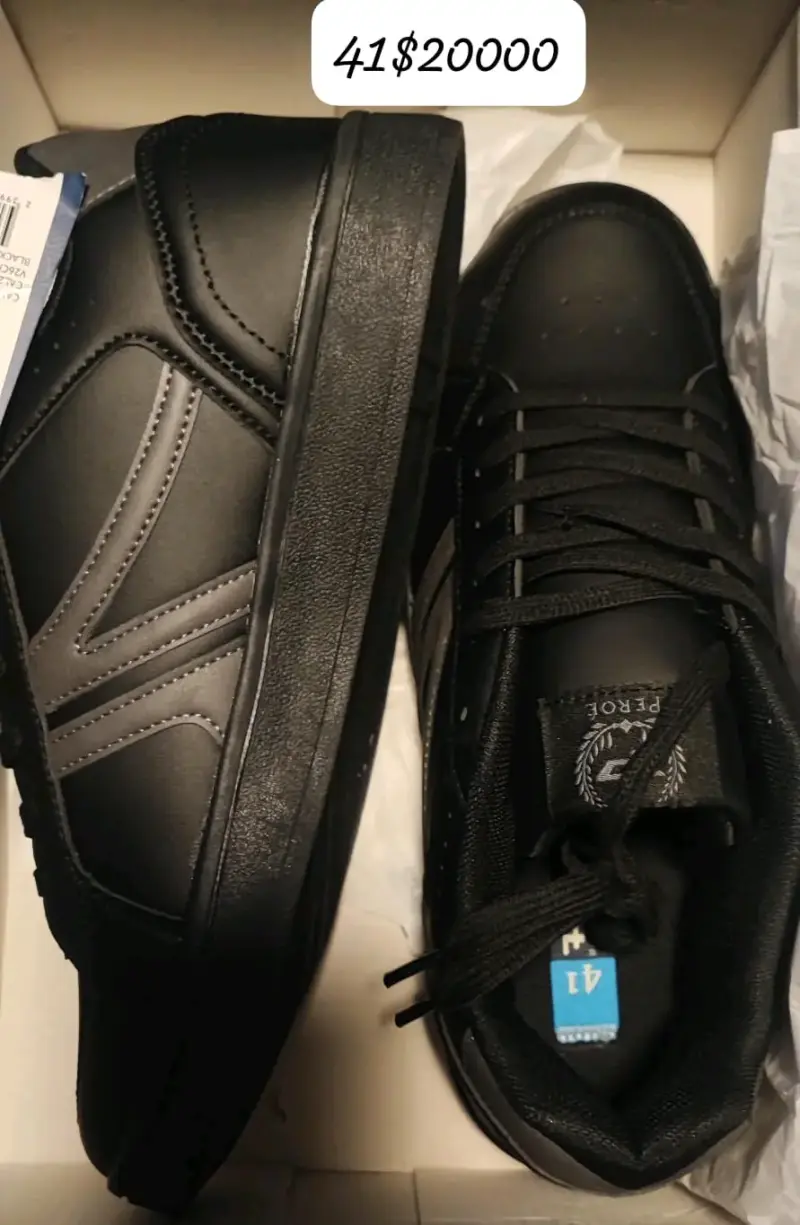 Zapatillas blancas y negras talla 43 - 3