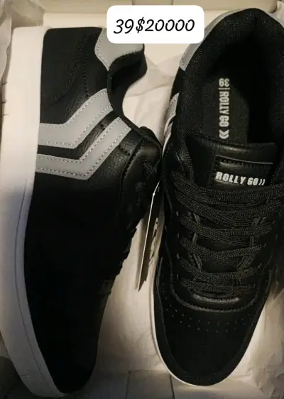 Zapatillas blancas y negras talla 43 - miniatura 5