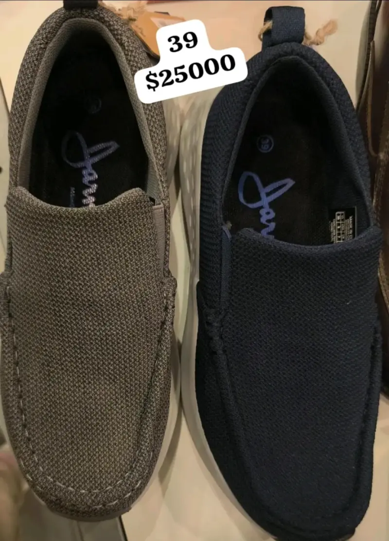 Zapatillas blancas y negras talla 43 - 6
