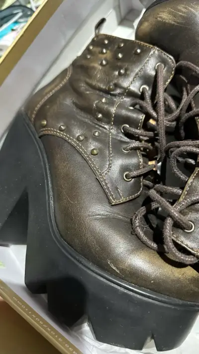Botines negros con plataforma - miniatura 2