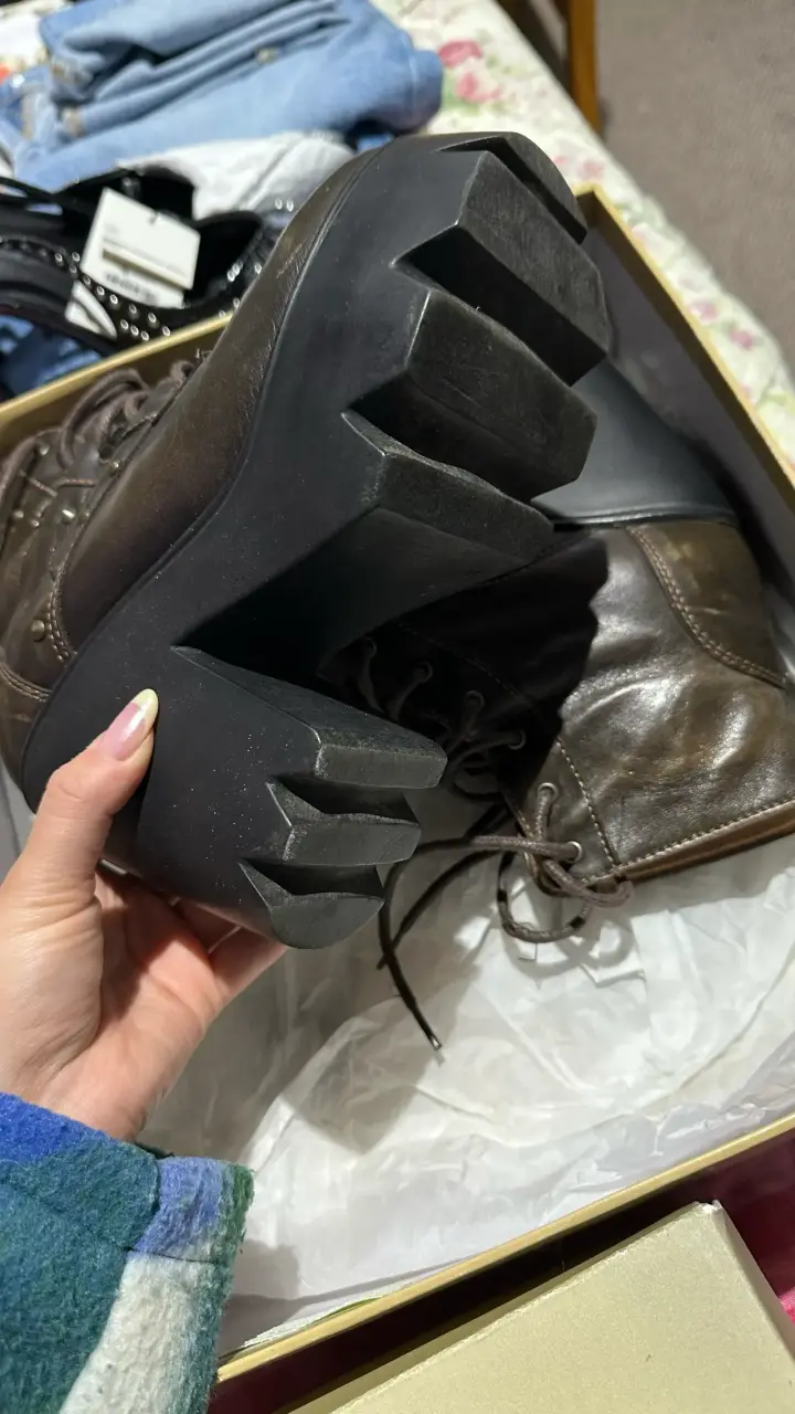 Botines negros con plataforma - 3