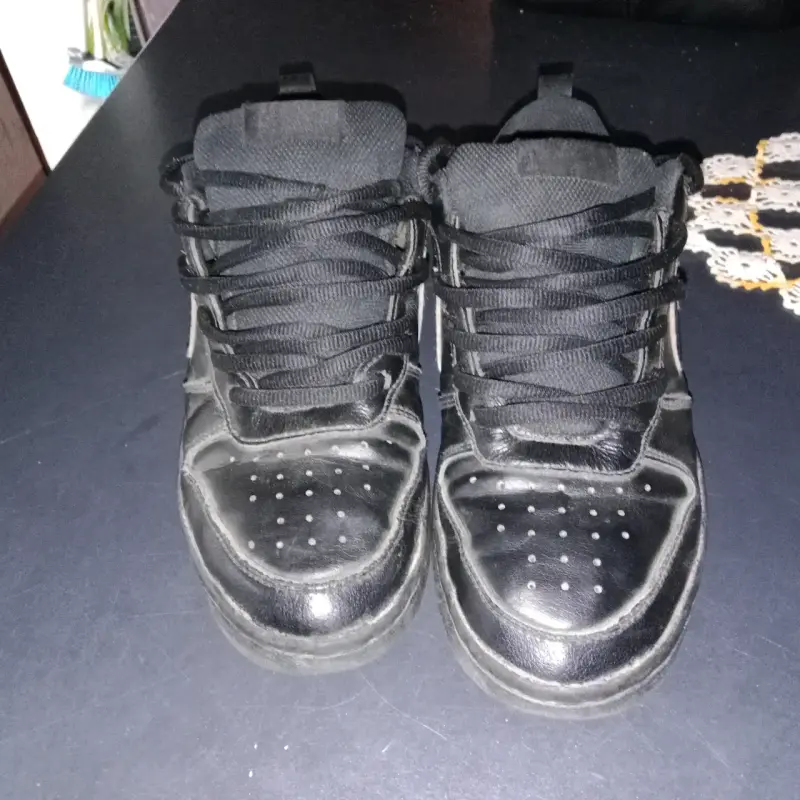 Zapatillas negras deportivas - 2