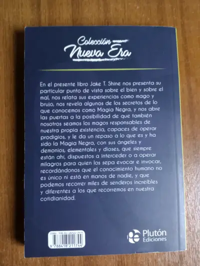 Libro Magia Negra de Jake T. Shine - miniatura 2