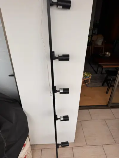 Lámpara riel lineal con focos negros (5) - miniatura 1