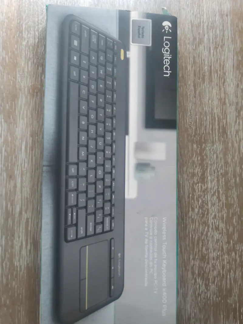 Teclado Inalámbrico Logitech K400 Plus - 1