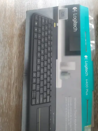 Teclado Inalámbrico Logitech K400 Plus - miniatura 6