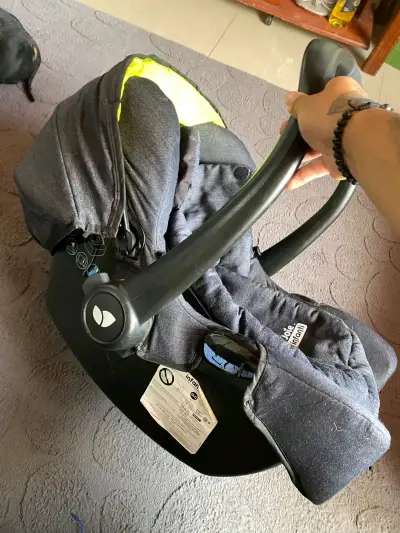 Silla de auto Joie Infanti gris - miniatura 2