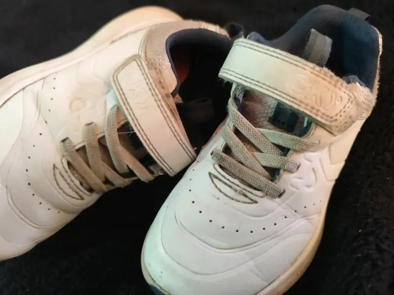 Zapatillas blancas para niños - 2