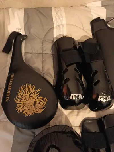 Set de protección para artes marciales - miniatura 4