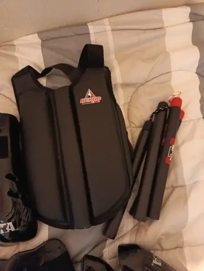 Set de protección para artes marciales - miniatura 5