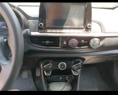 Auto Kia Morning - miniatura 4