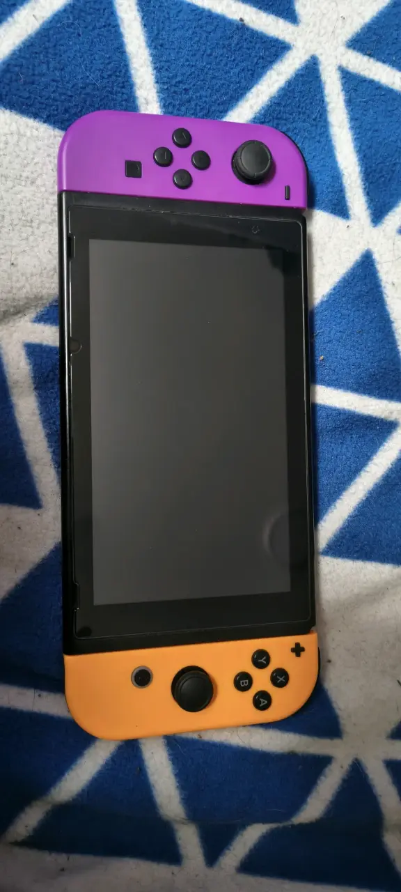 Nintendo switch - 1