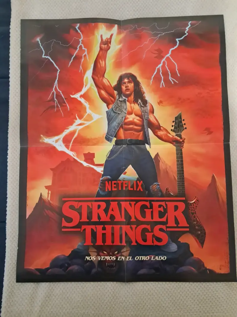 Póster Stranger Things + álbum de láminas panini - 1
