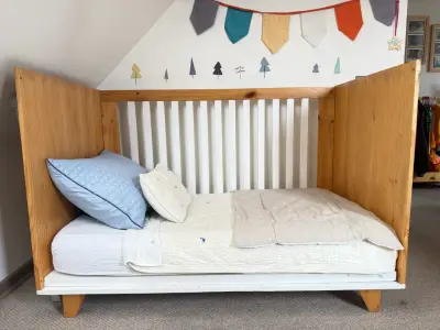 Cuna de madera natural - miniatura 1