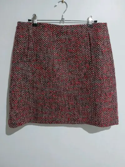 Falda tweed rojo y negro - miniatura 1