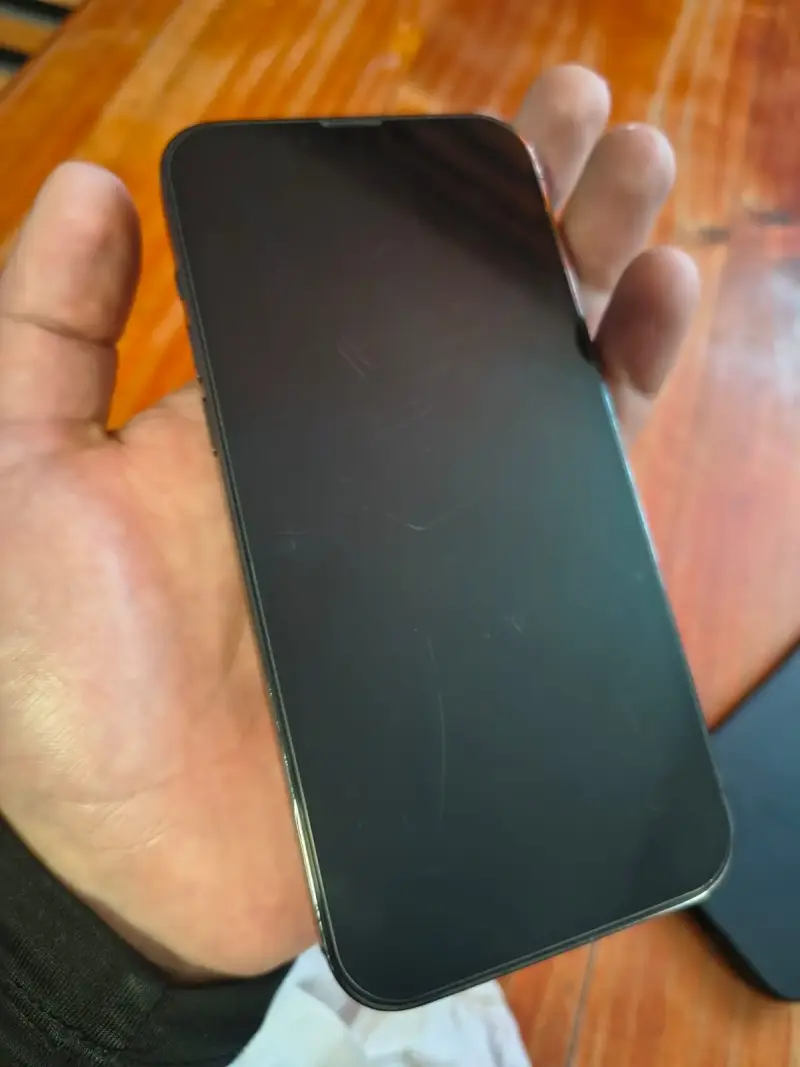 iPhone 13 Pro Max 128gb - 2