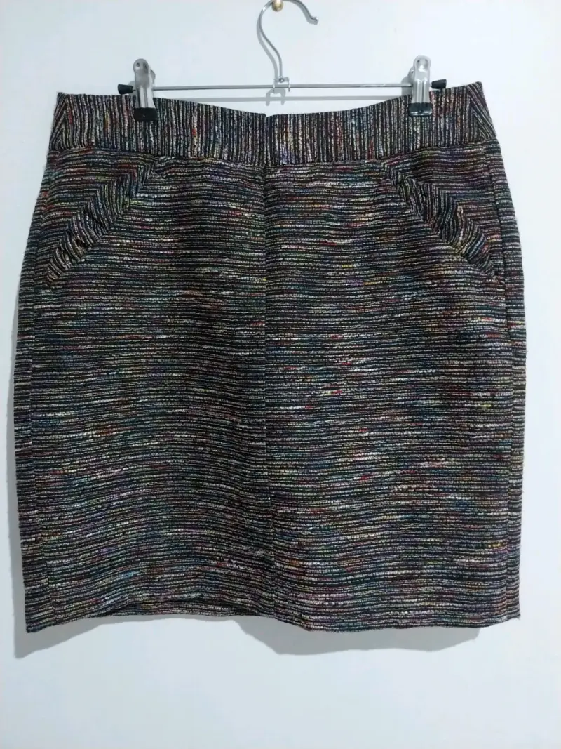 Falda de líneas multicolores - 1