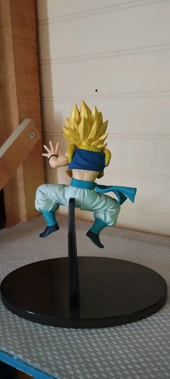 Figura Dragon Ball Super Saiyan - 3