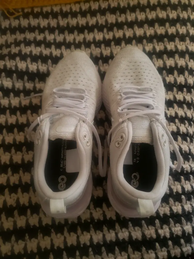 Zapatillas deportivas blancas nike - 1