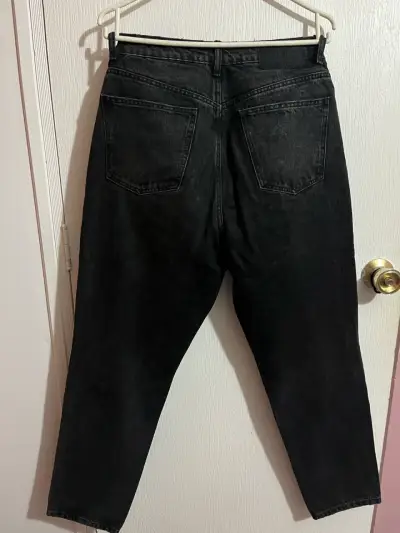 Jeans negros con roturas ZARA - miniatura 2
