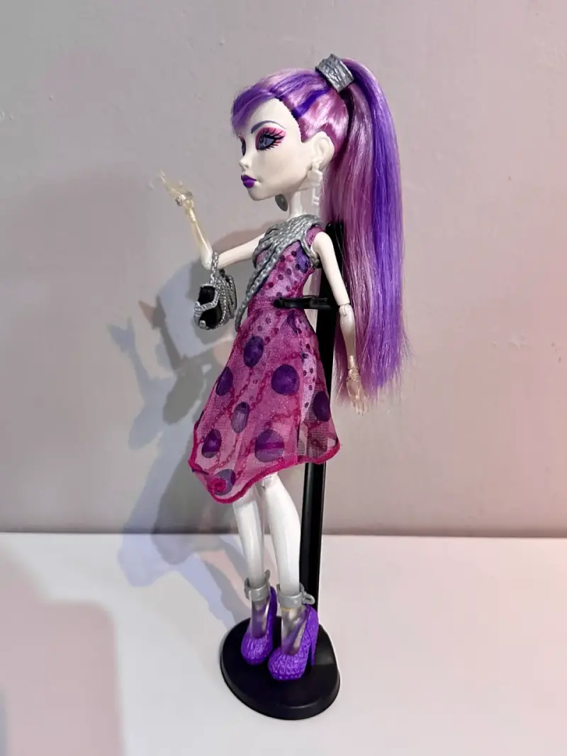 Monster High Dot Dead Gorgeous Spectra Muñeca - 3