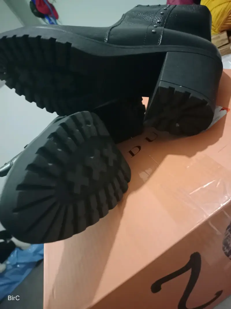 Botines negros talla 38 - 5