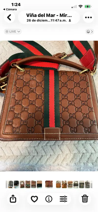 Cartera café con diseño grabado - miniatura 3