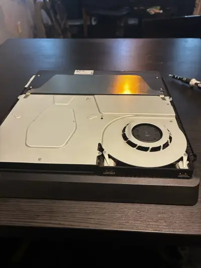 PS4 Slim 500GB + 1 Mando original + HDD 1TB - miniatura 3