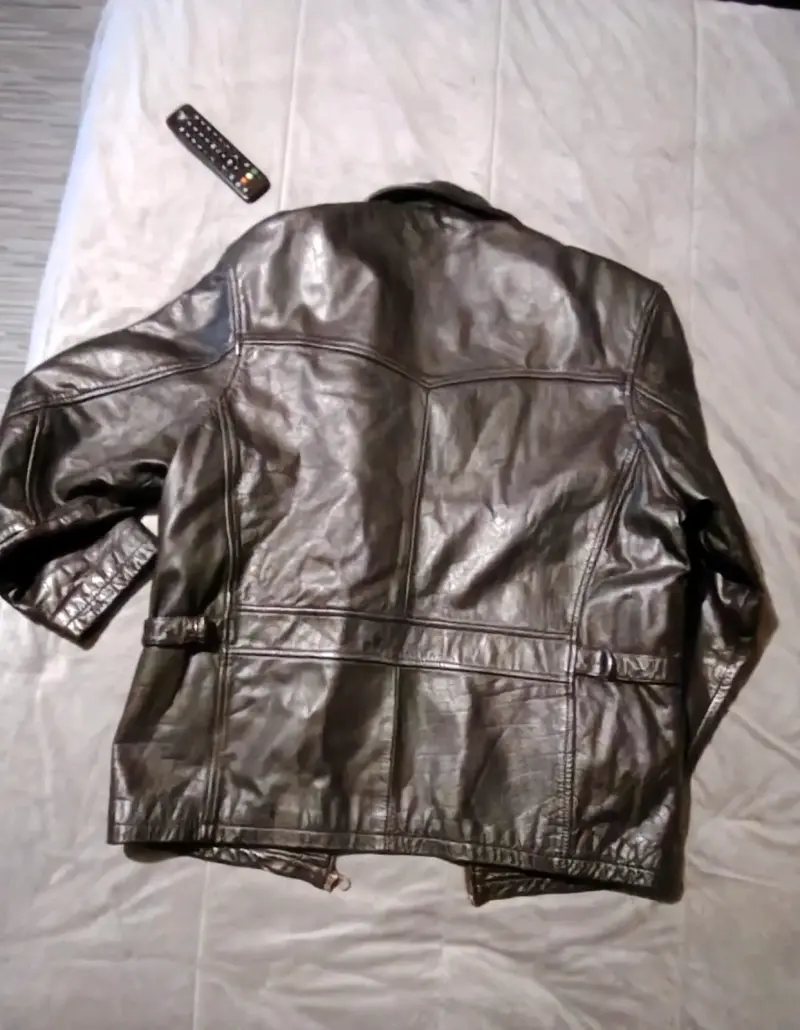 Chaqueta de cuero negra - 2