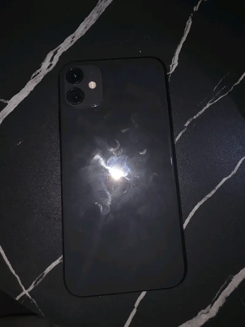 Iphone 11 - 4