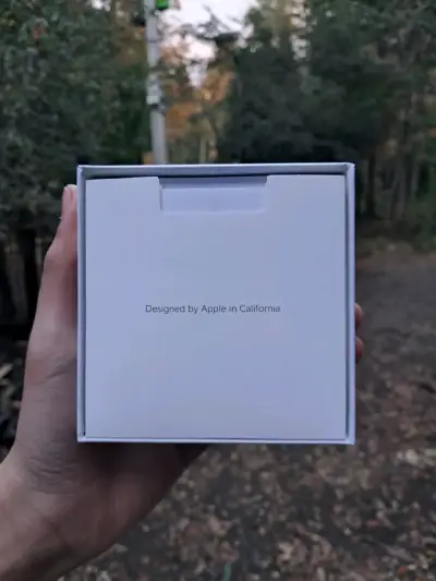 Audífonos AirPods Pro 2 nuevos - miniatura 3