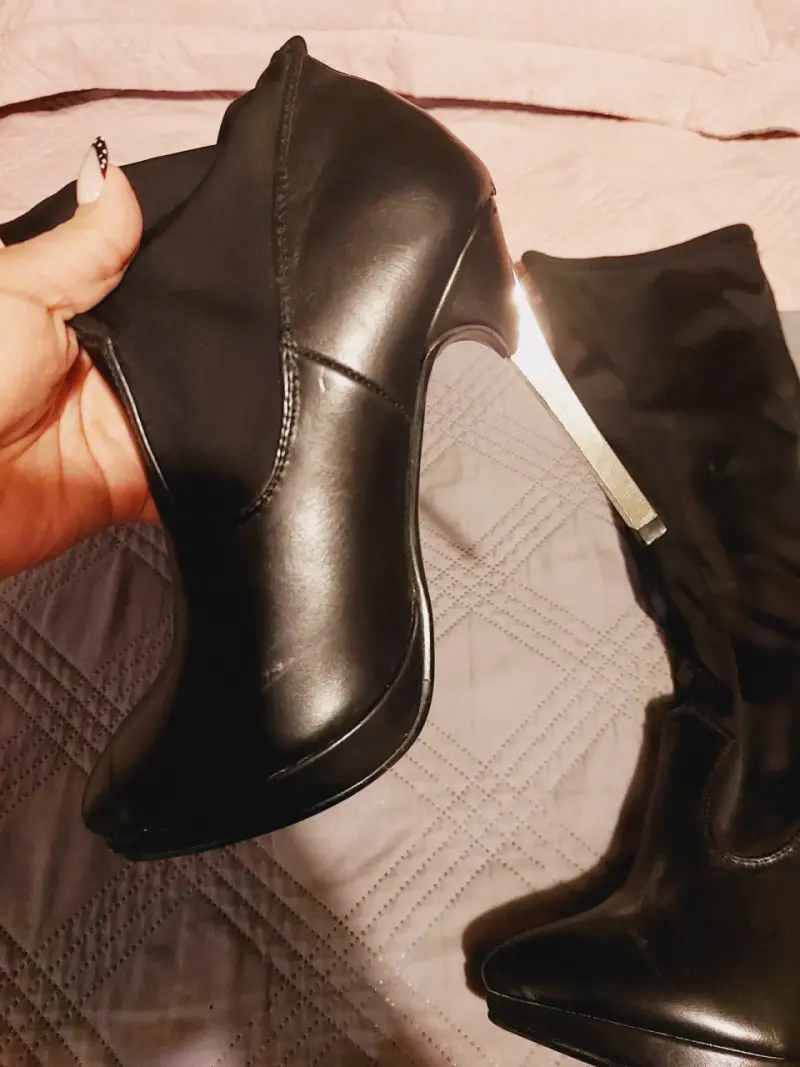 Botas negras de tacón alto - 2