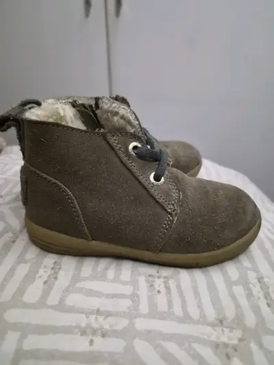Botines de niño o niña - miniatura 1