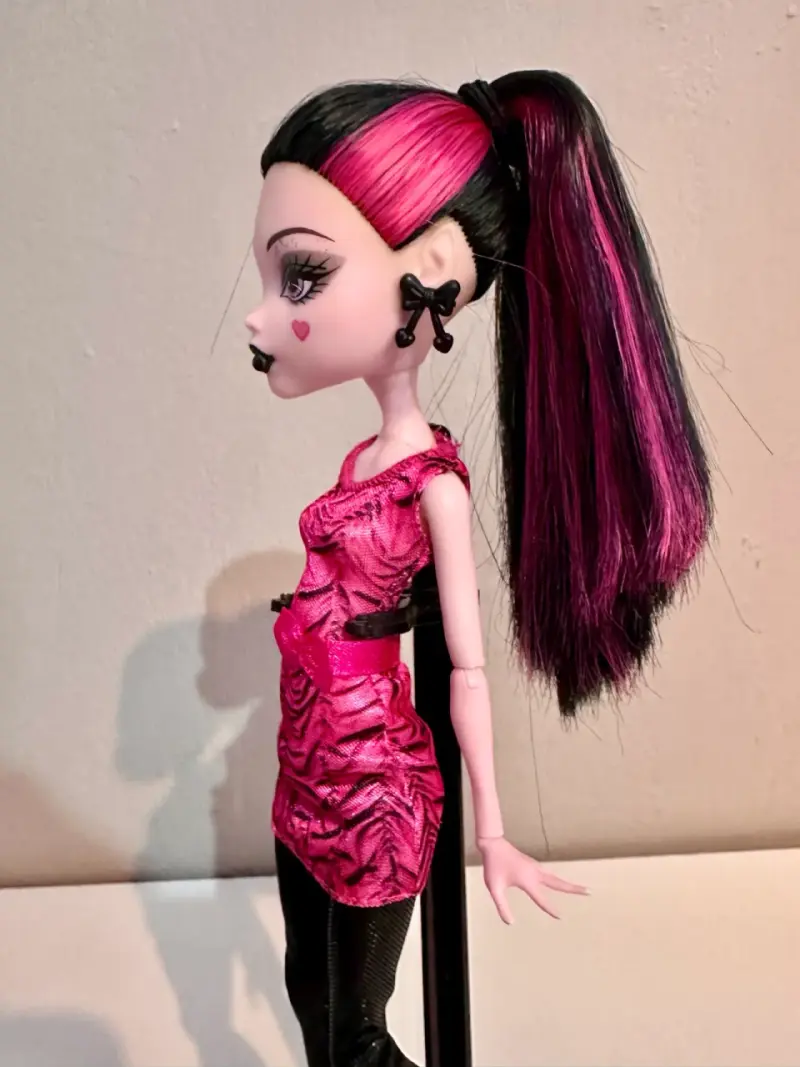 Muñeca Draculaura Draculocker Monster High - 2
