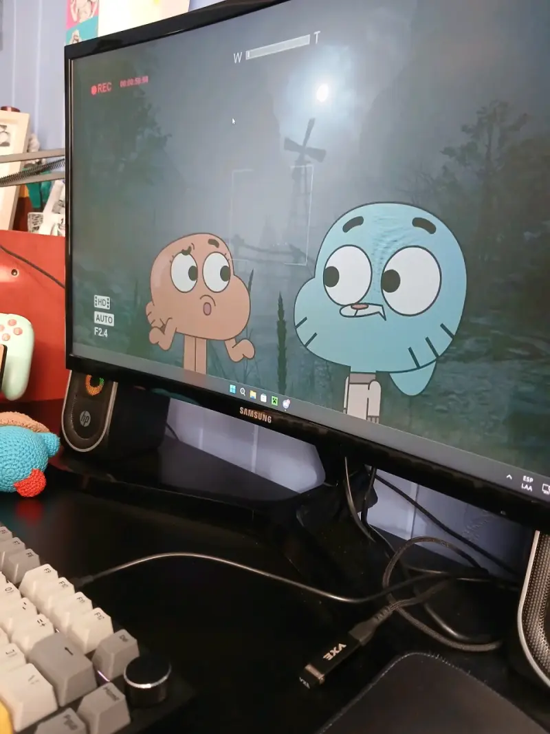 Monitor Gamer Samsung Curvo 24" - 4