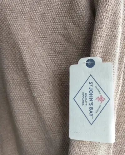 Cardigan beige con botones - miniatura 3