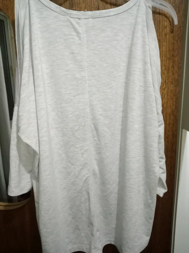 Polera gris estampada elefantes - 2