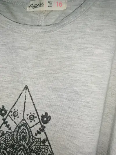 Polera gris estampada elefantes - miniatura 4