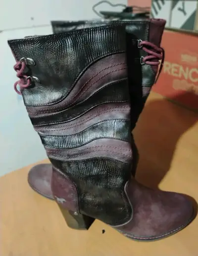 Botas altas de cuero burdeo - miniatura 6
