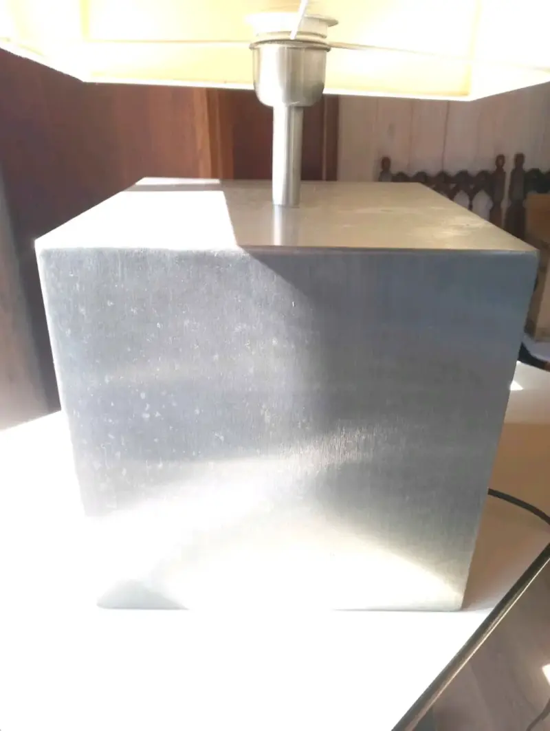 Lámpara de mesa moderna - 3